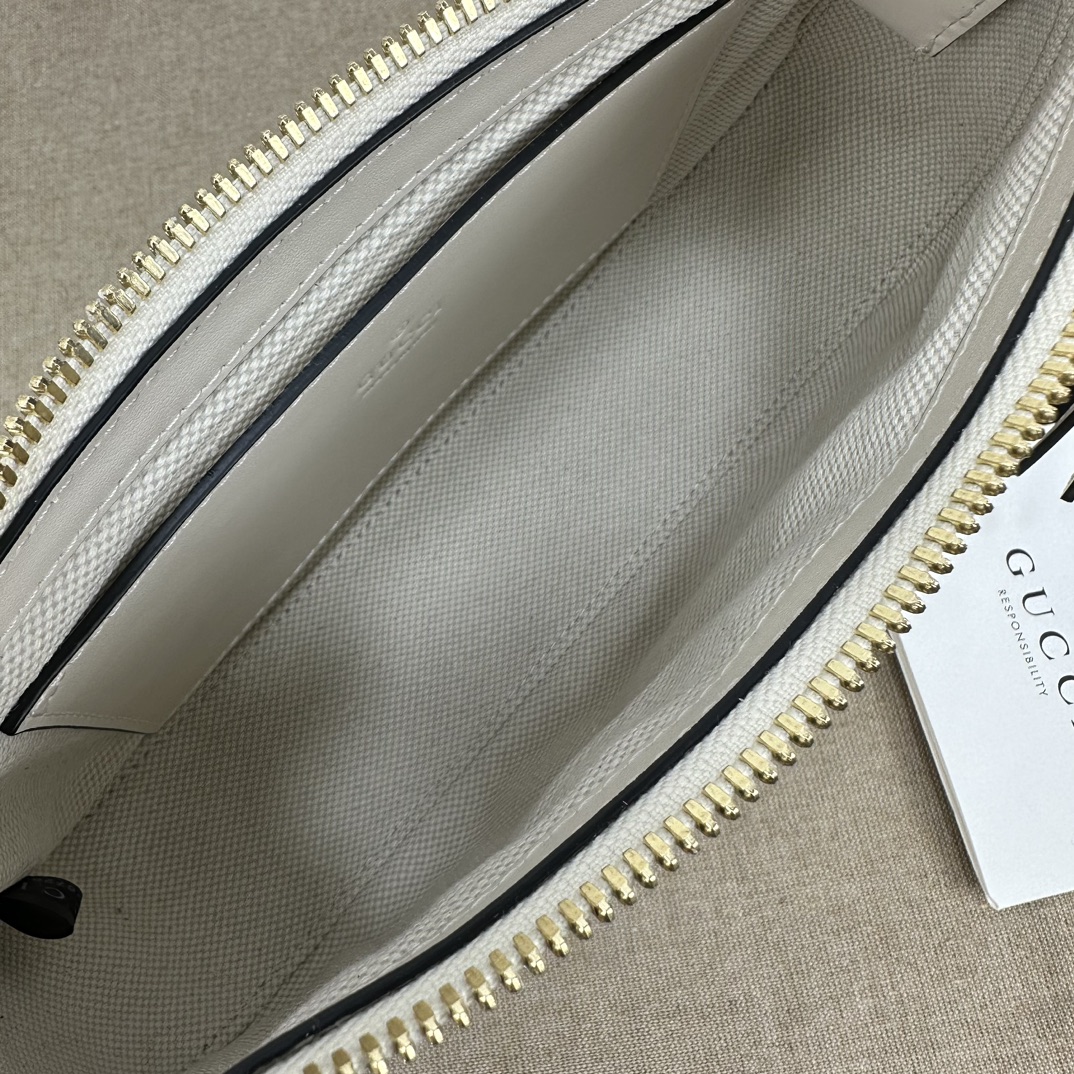 Gucci Hobo Bags